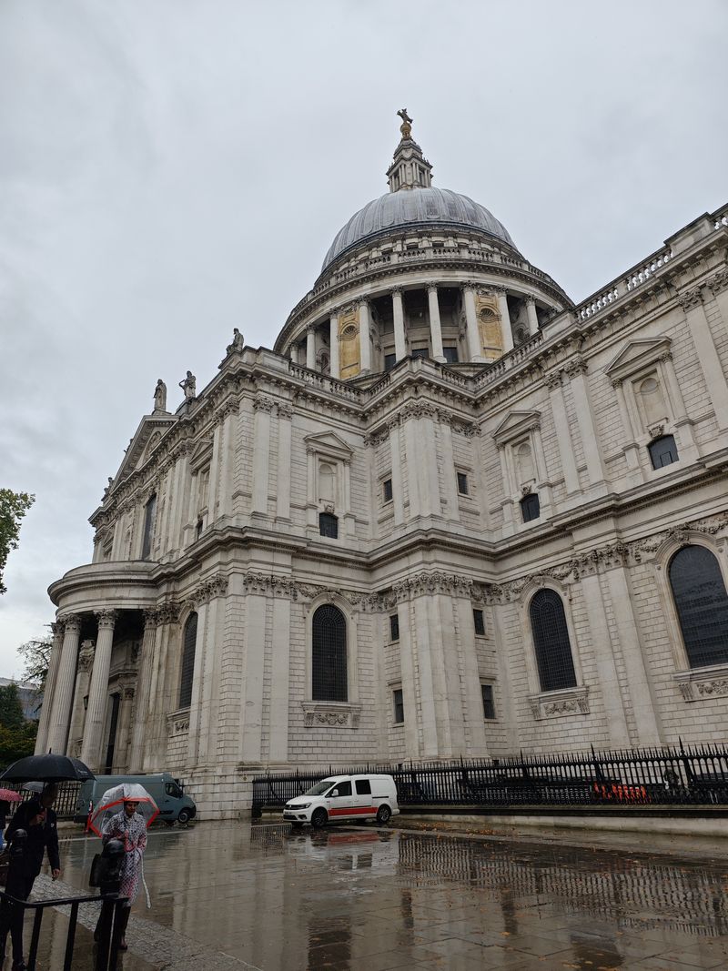 2025-10-20-london-24