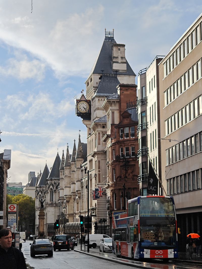 2025-10-20-london-32